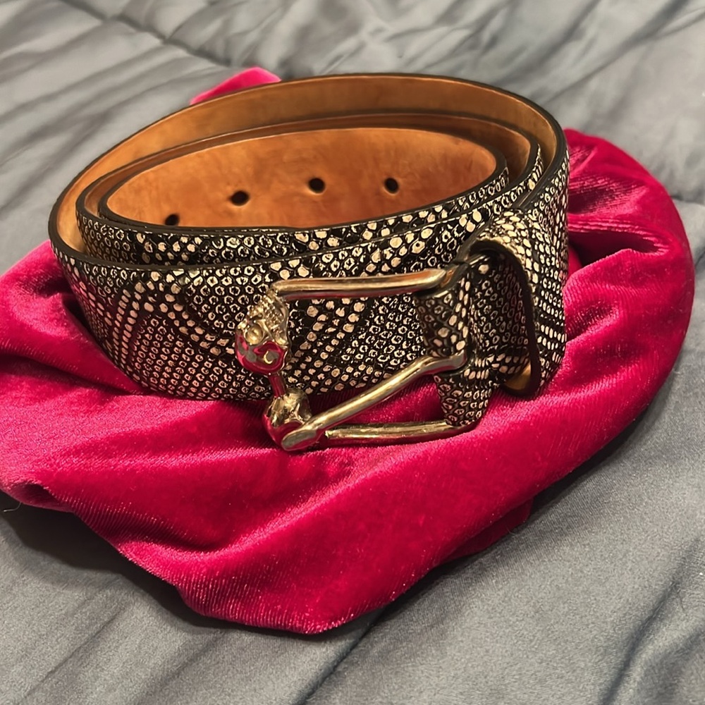 Alexander Mqueen snakeskin black and white belt